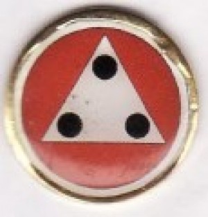 Pin Redondo com Triângulo 3 Pontos 352